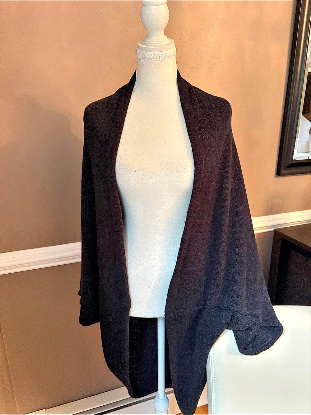 Harve Benard  Black Open Front Shrug Like New